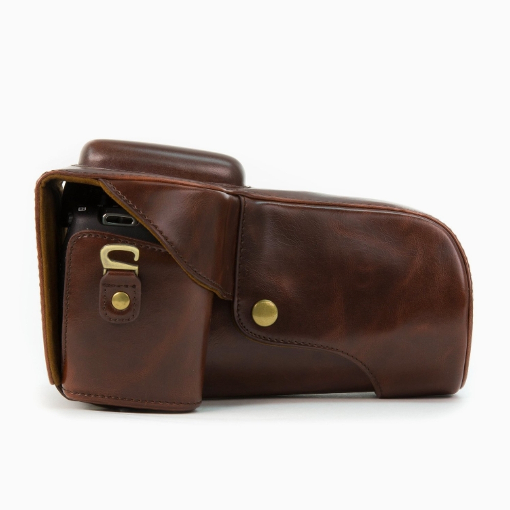 Brown Leather Camera Case For Canon, DLSR Camera, Soft Lining, Snap Closures